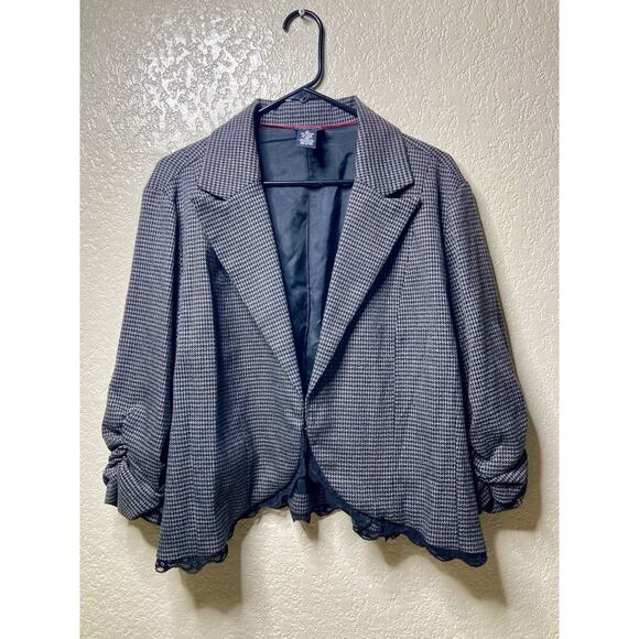 TORRID Size 3 Houndstooth Blazer Jacket Grey Black 3/4 Ruched Sleeve Lace Trim - Picture 1 of 12